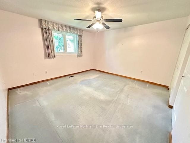624 LAKESHORE Drive Unit 12 photo 9
