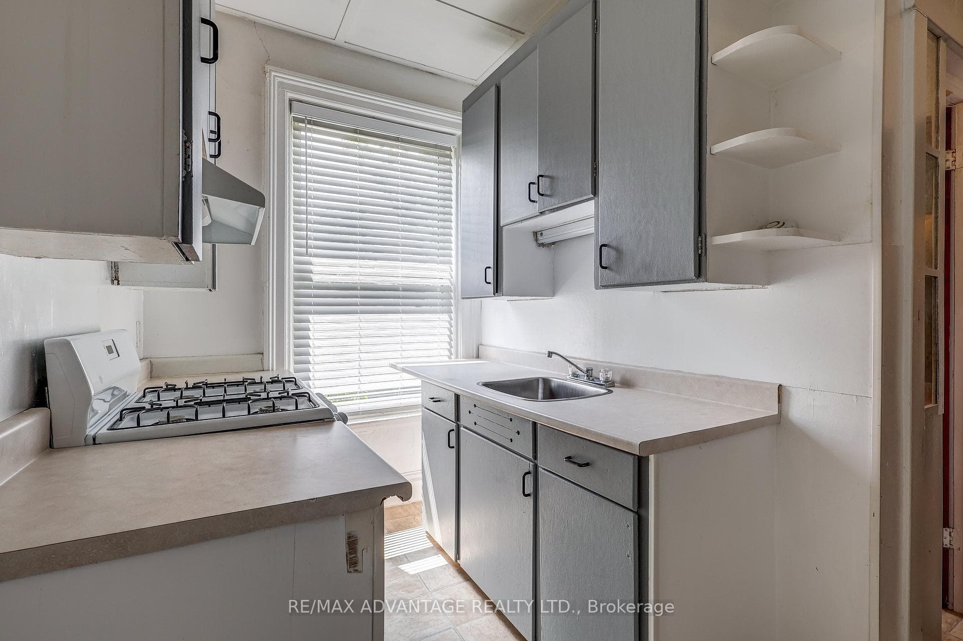 Kitchen 1 Bedroom Unit