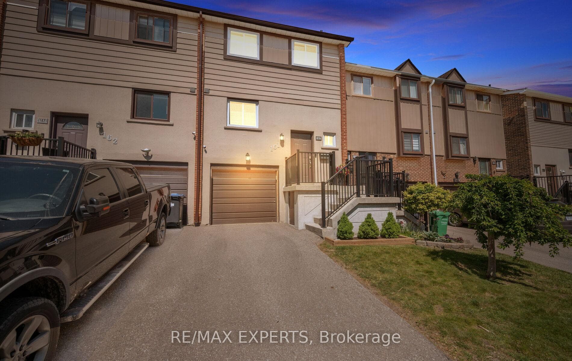 161 Moregate Crescent Unit 15 photo 4