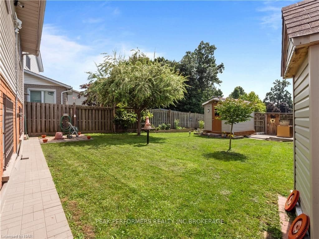 7353 LAKEWOOD Crescent photo 28