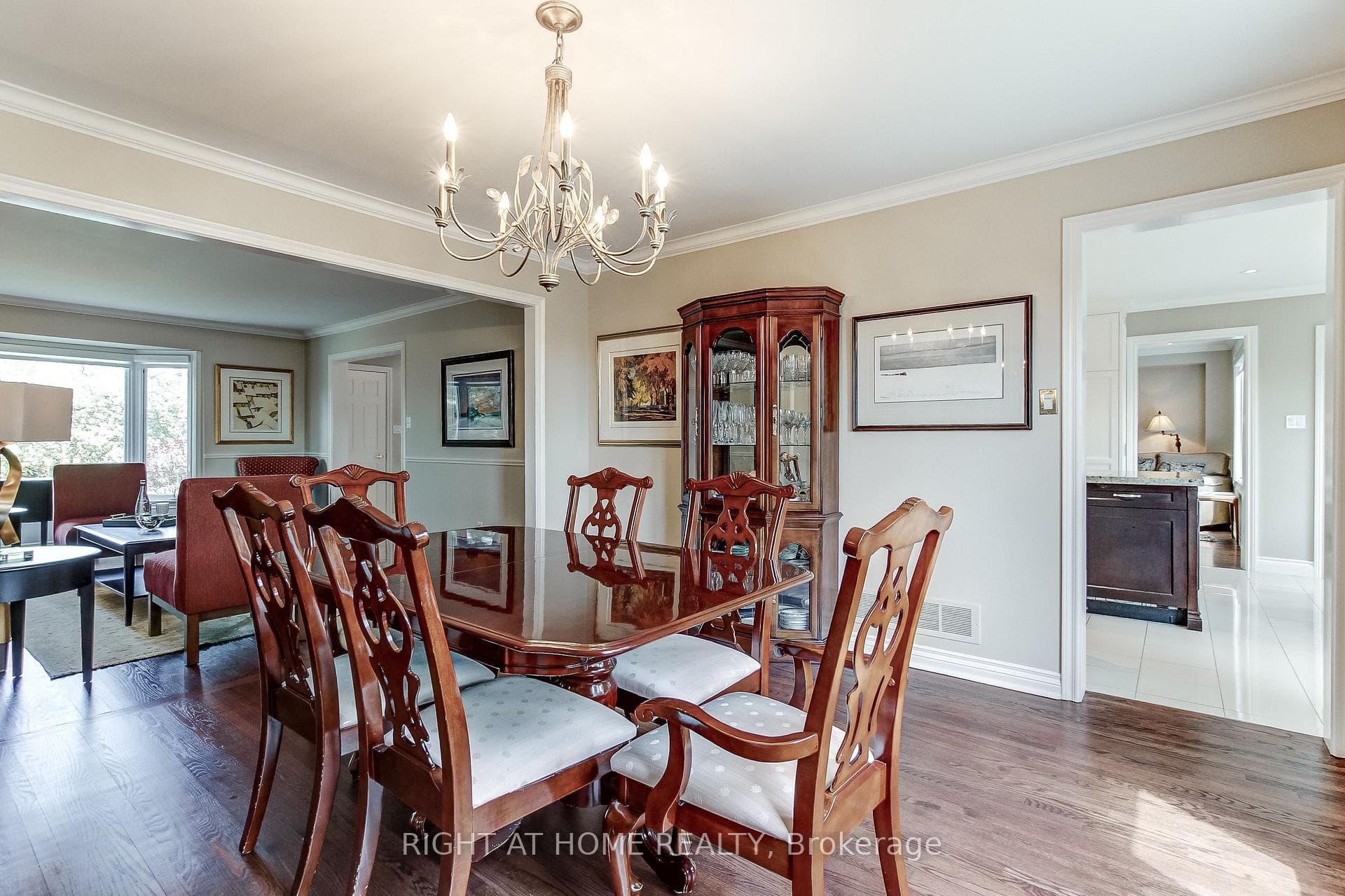 160 Rossmull Crescent photo 11