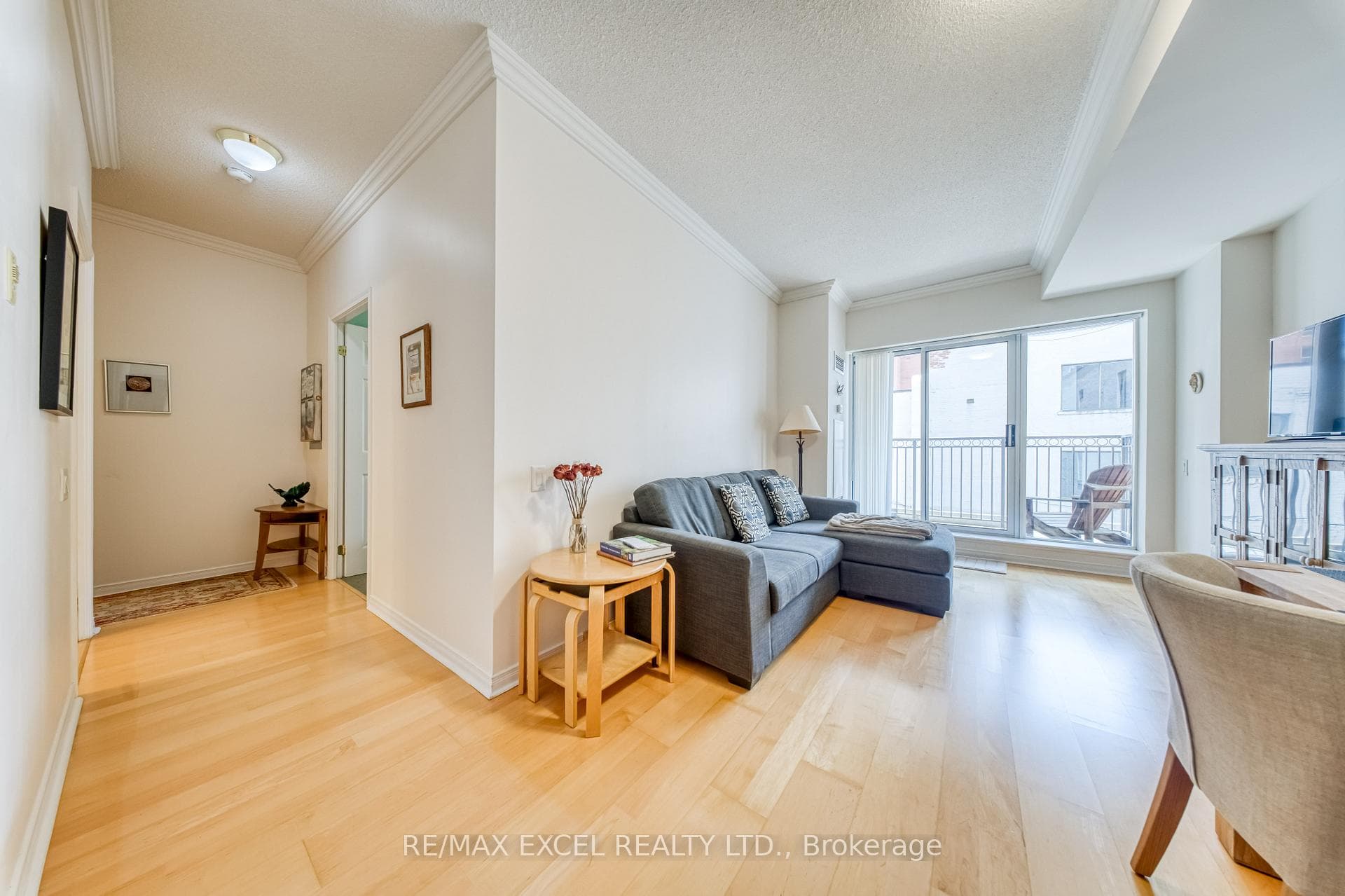 115 Richmond Street Unit 403 photo 8