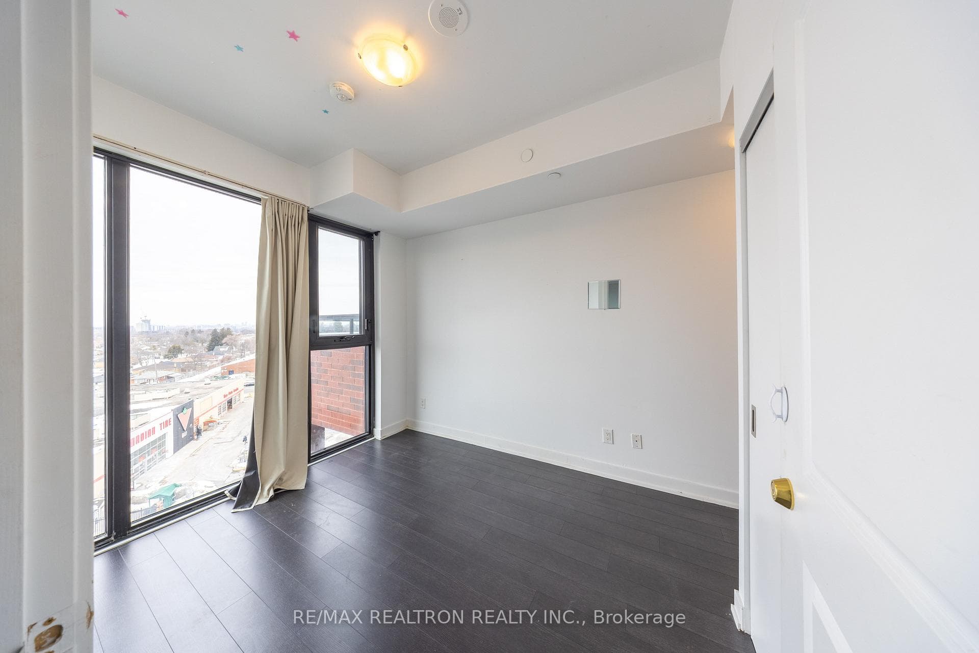 2799 Kingston Road Unit 910 photo 9