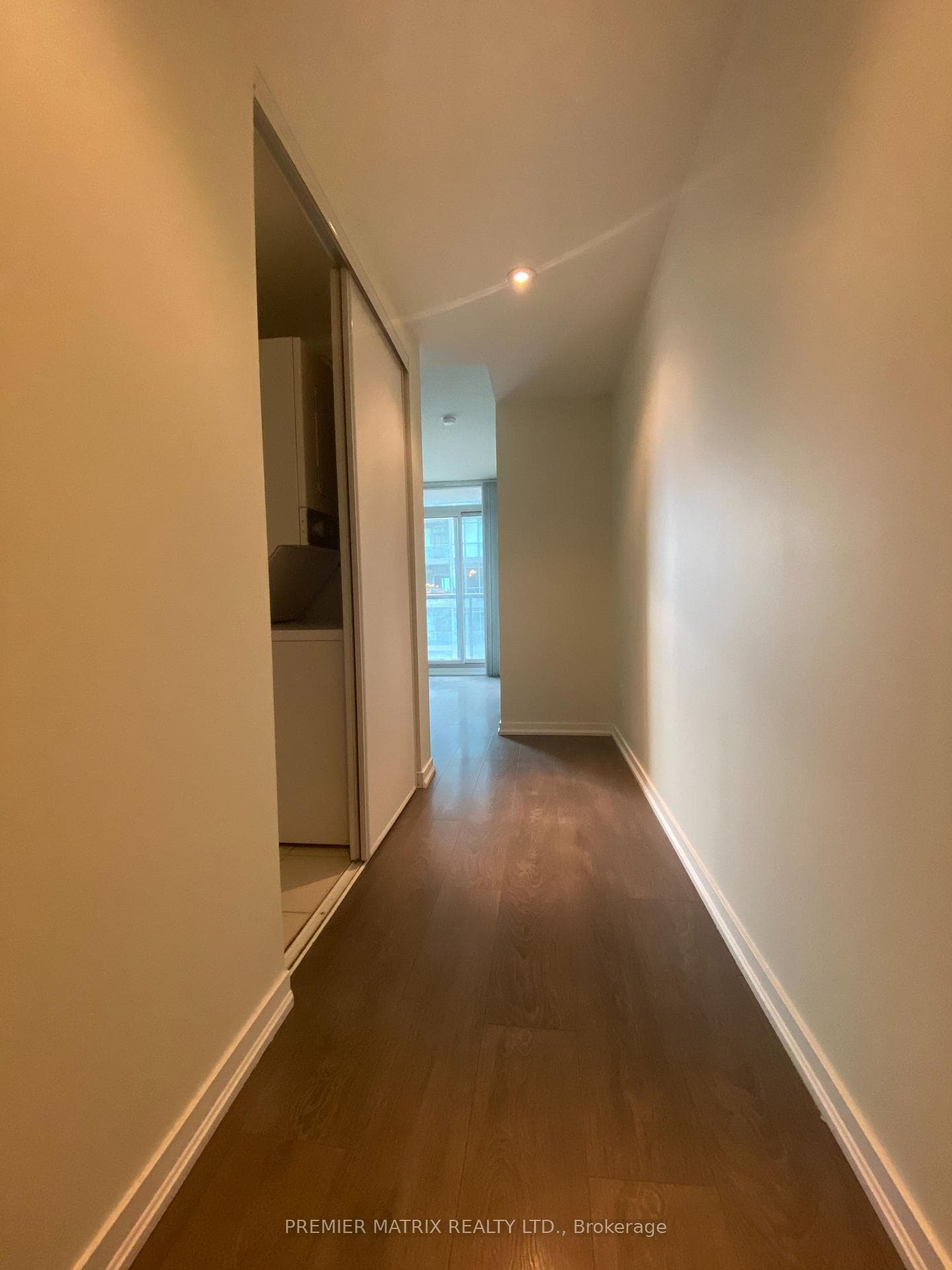 68 Abell Street Unit 1016 photo 3