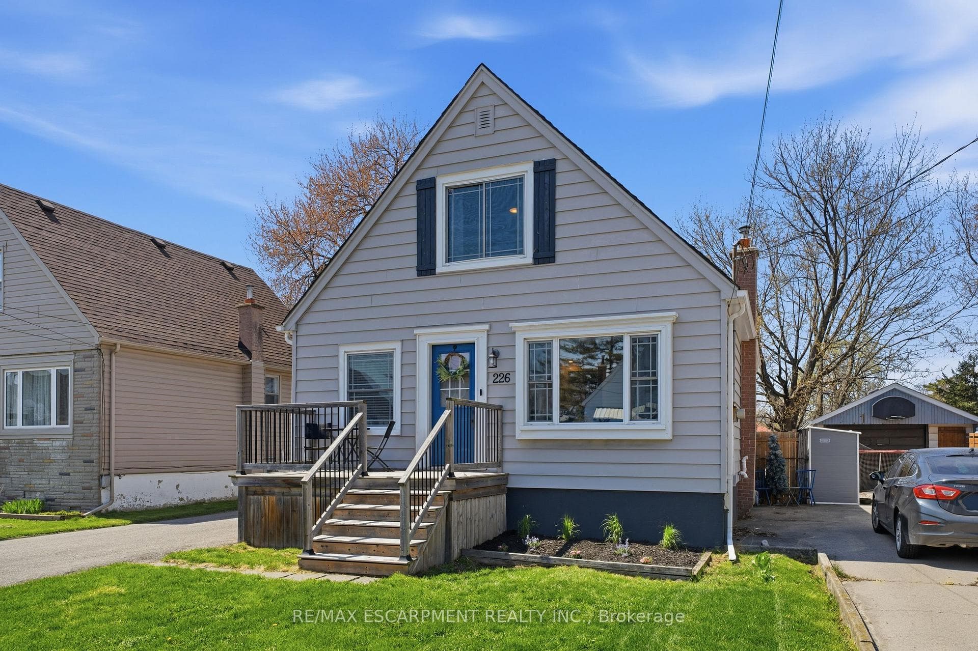 226 East 27th Street photo 3