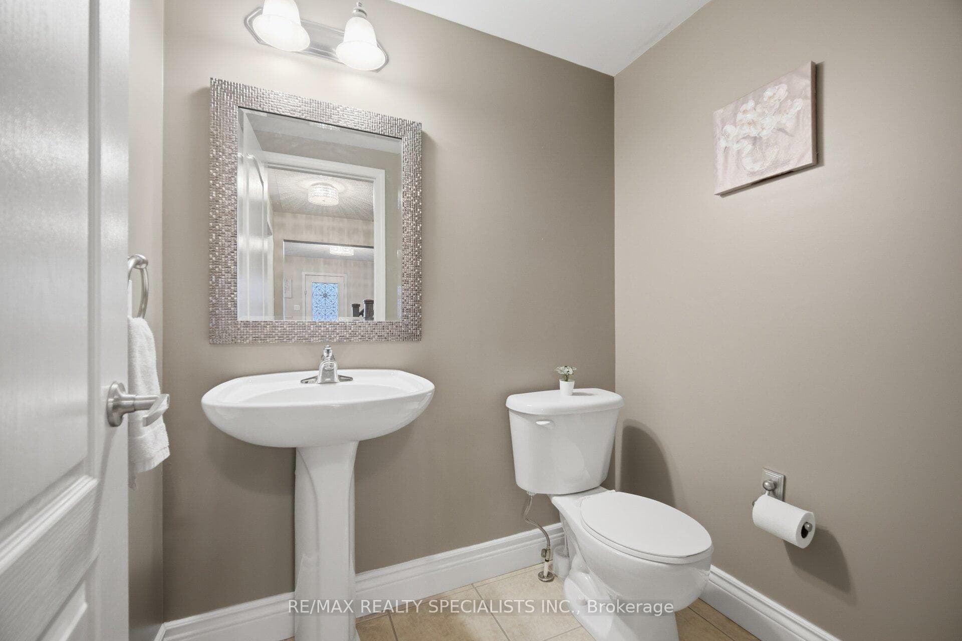 932 Sprague Place photo 24