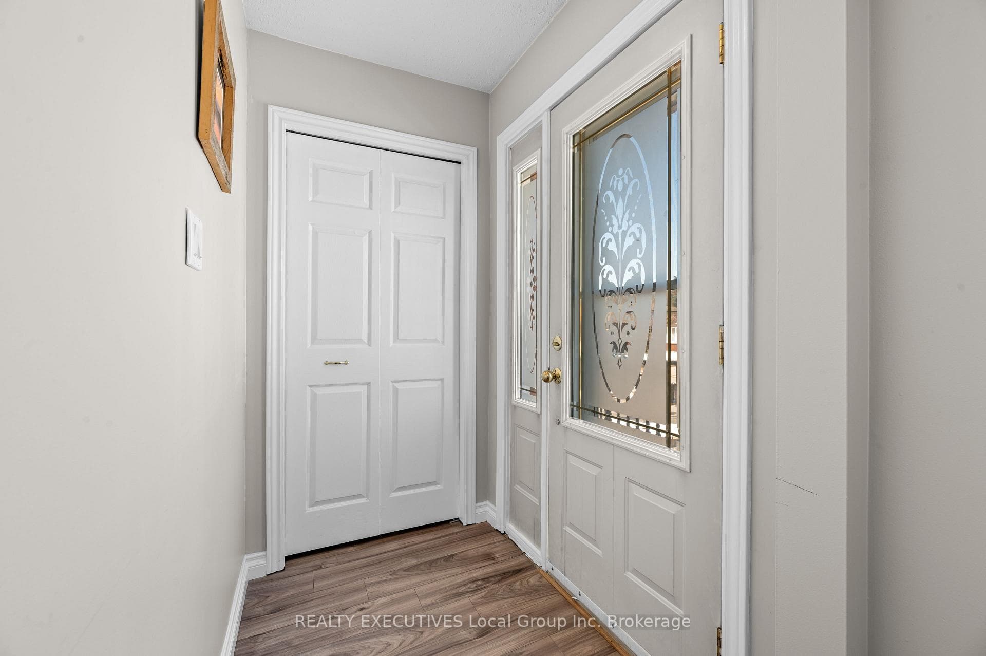 32 OAKDALE Road photo 31