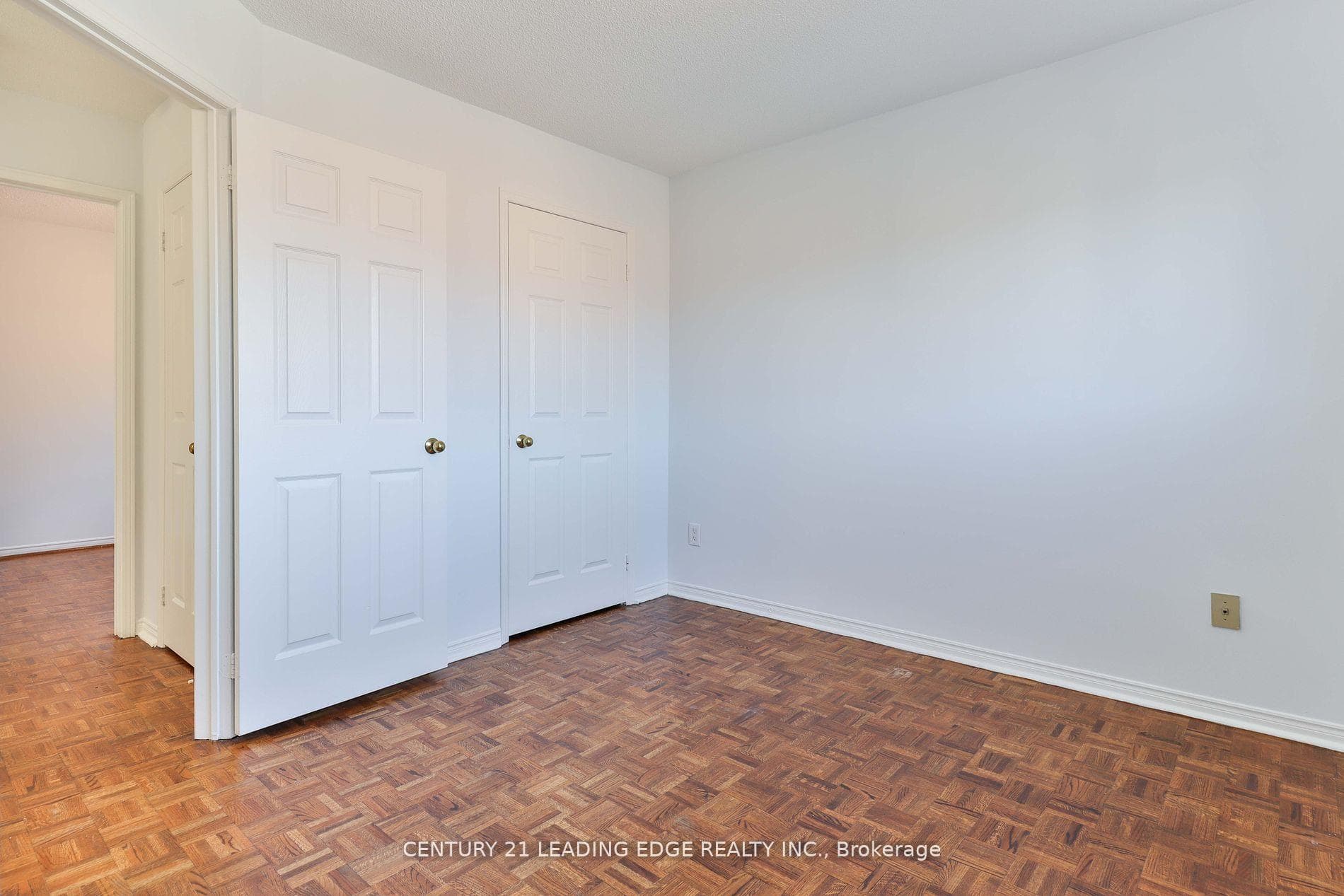 6 Keremeos Crescent photo 19
