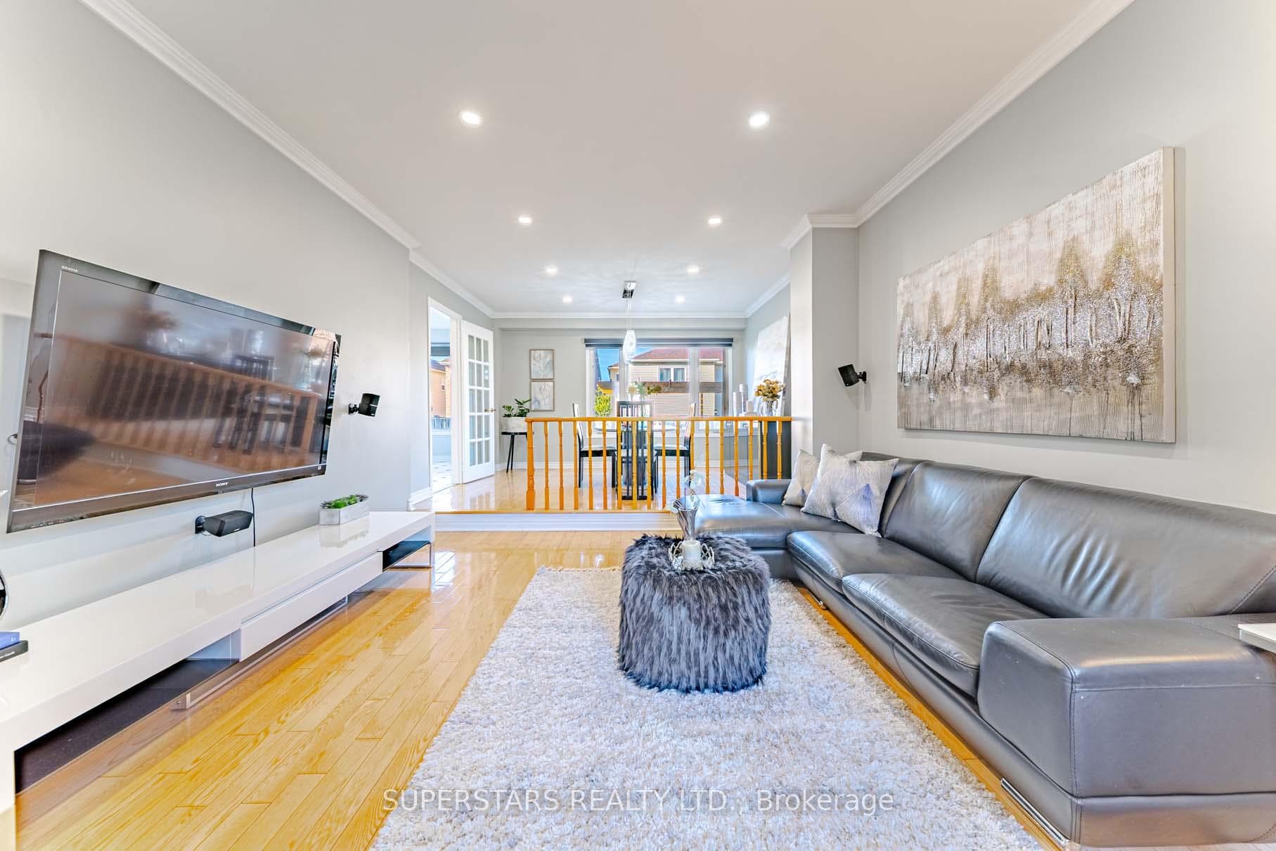 103 New Forest Square photo 7