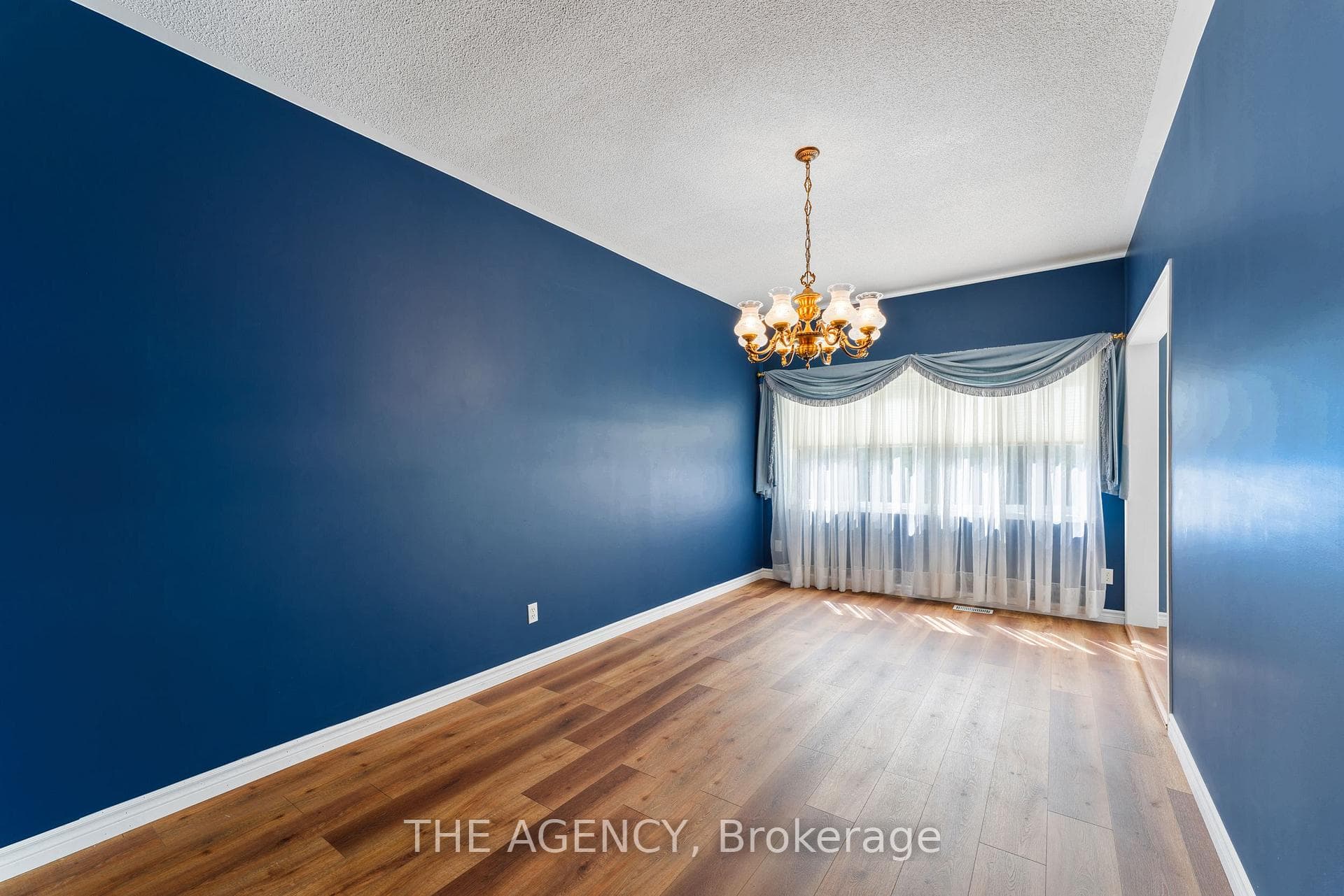 74 Morrison Crescent photo 13