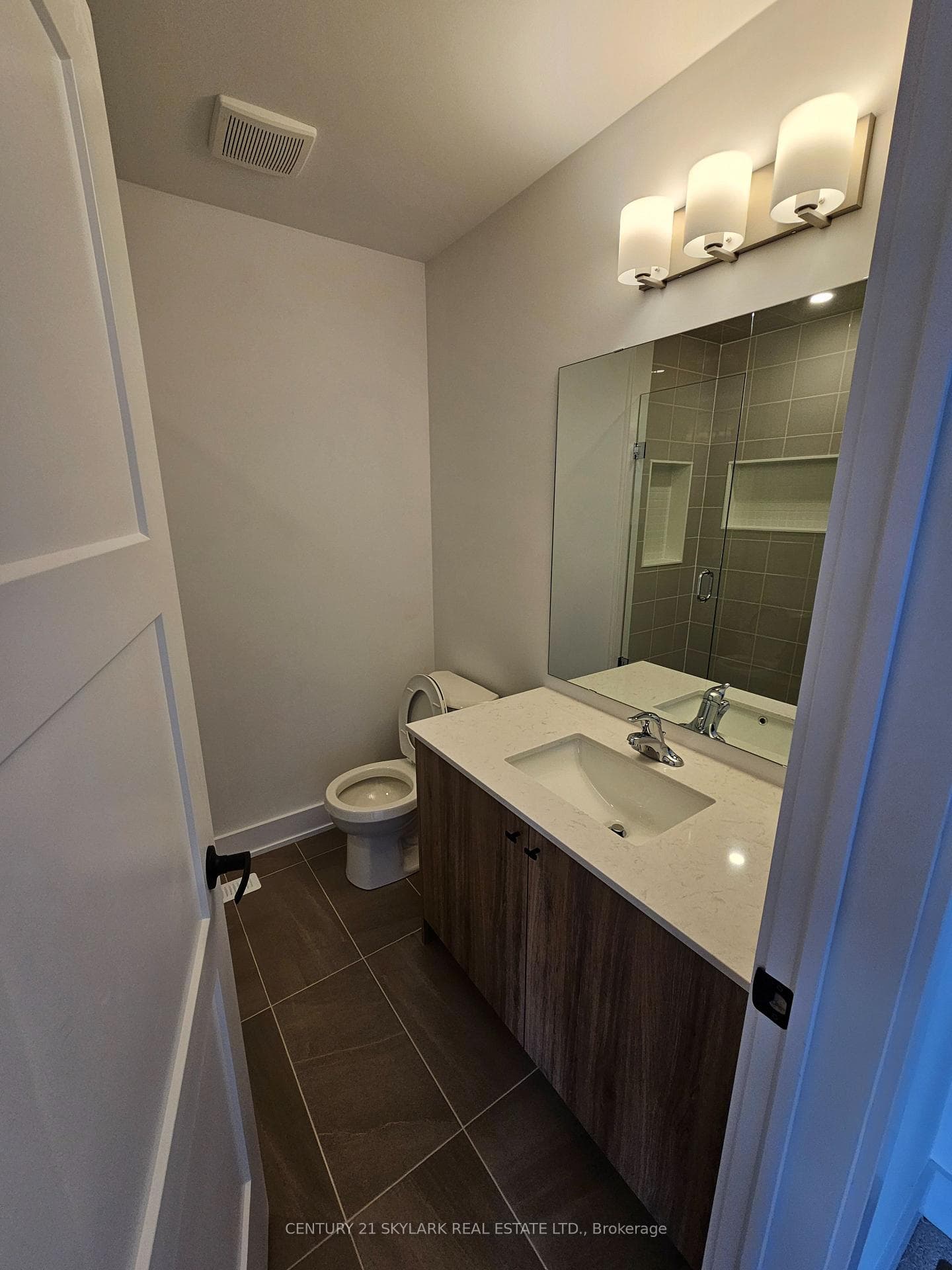 218 Prince William Way photo 33