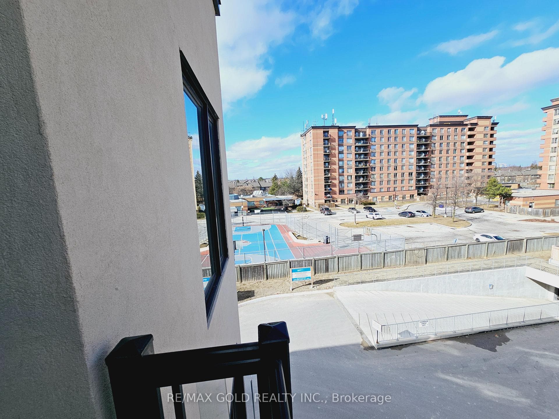 3401 Ridgeway Drive Unit 411 photo 17