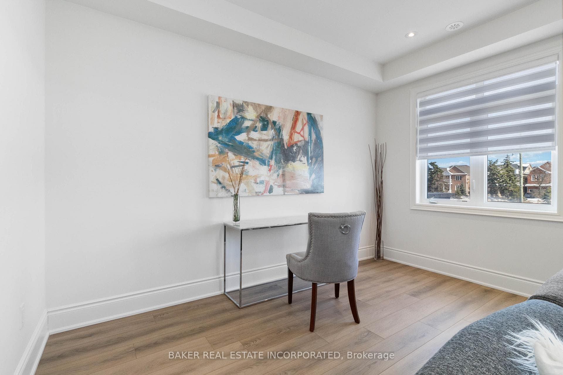 455 Dundas Street photo 8