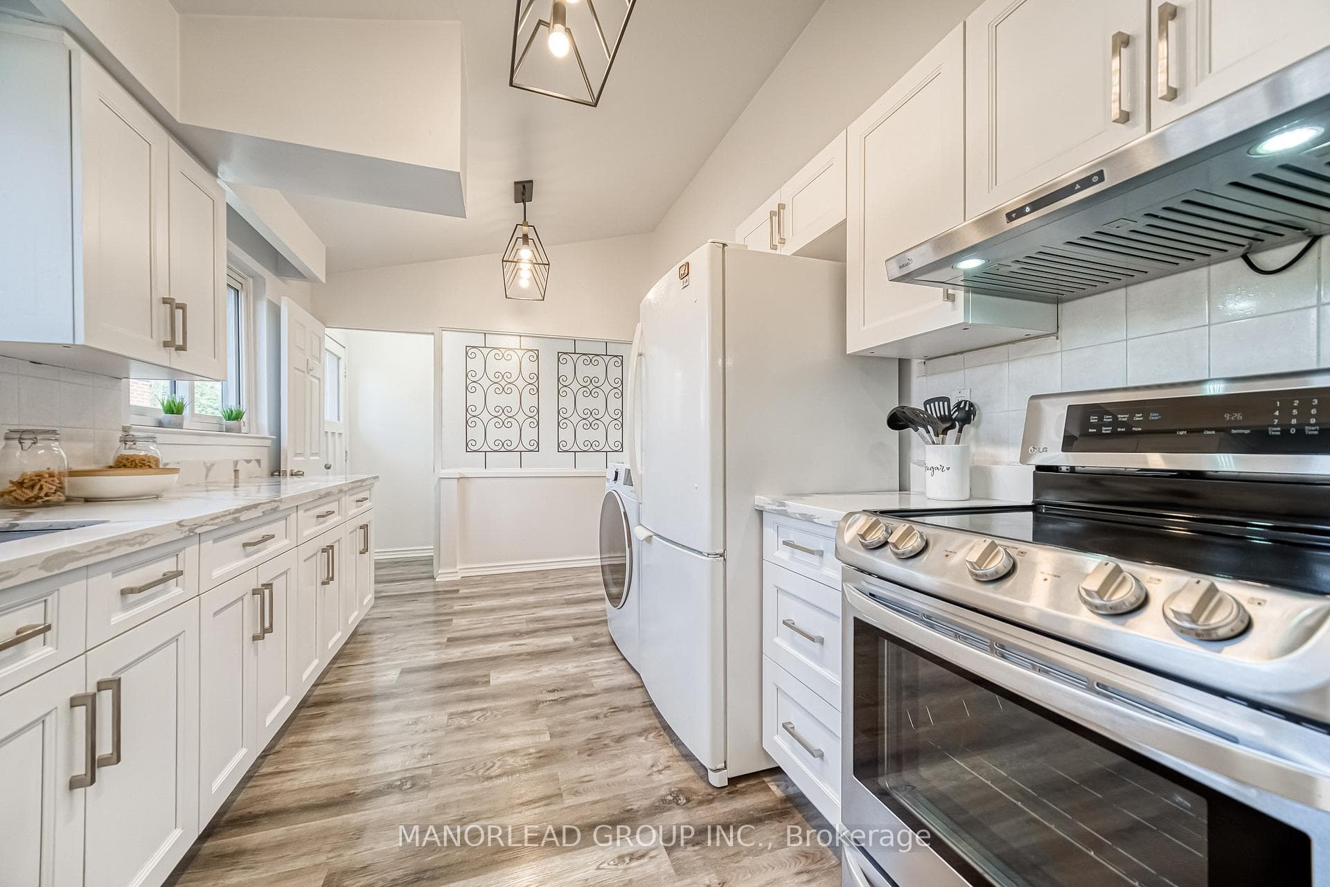 28 Kingslake Road Unit Upper photo 14