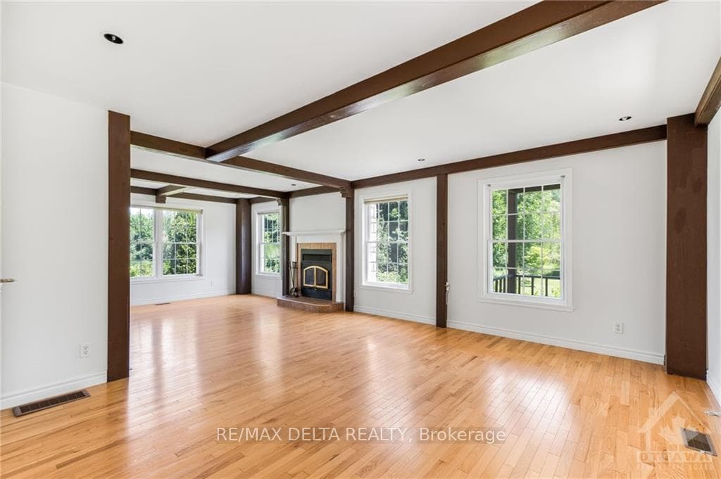125 PATTEE Road photo 5