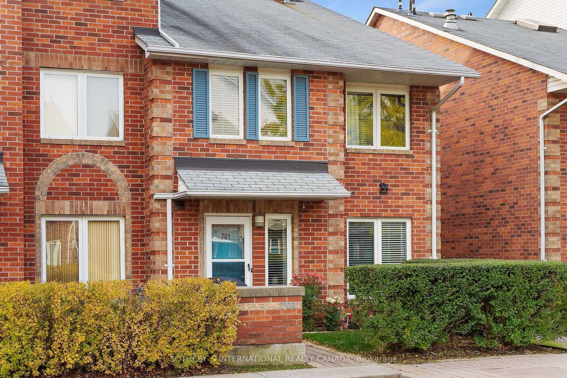 900 Steeles Avenue Unit 701 photo 2