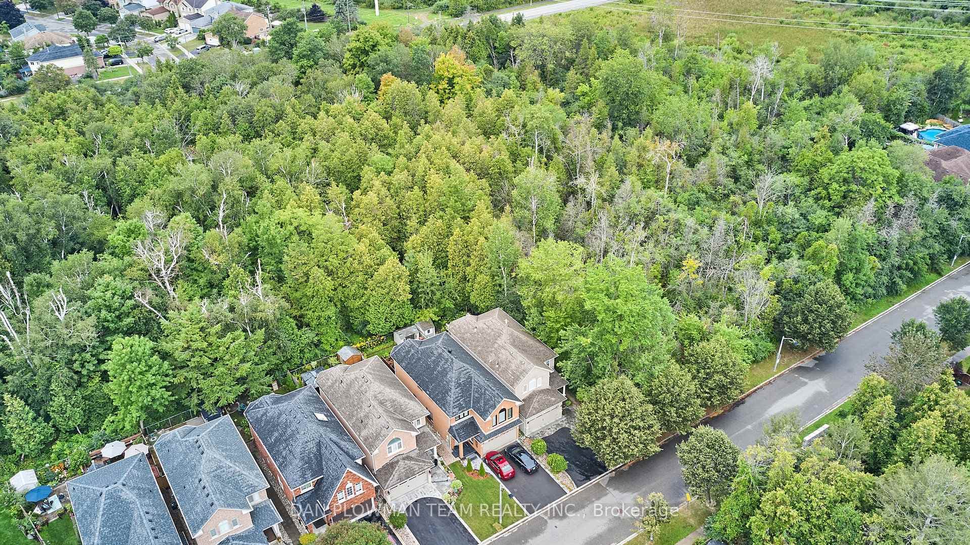 2054 Erin Gate Boulevard photo 39