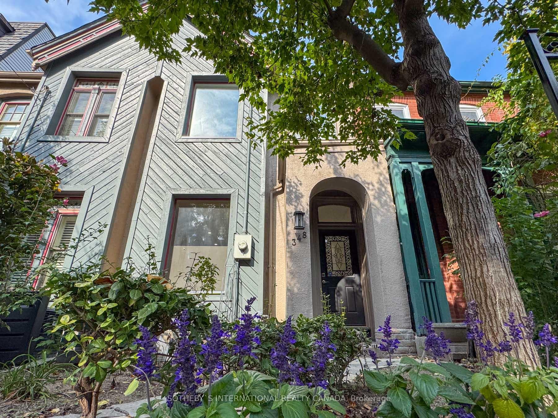 348 Wellesley Street photo 1