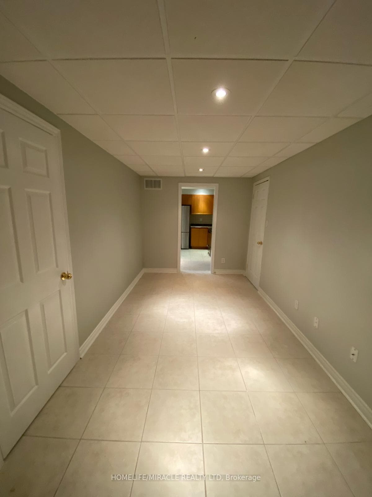 46 Chatsworth Court Unit Basement photo 6