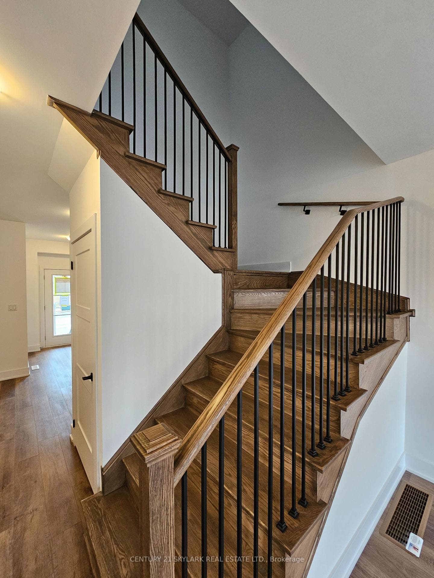 218 Prince William Way photo 17