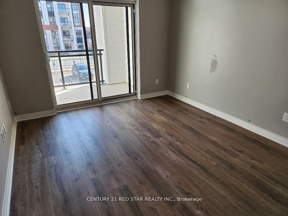 460 Gordon Krantz Avenue Unit 214 photo 6