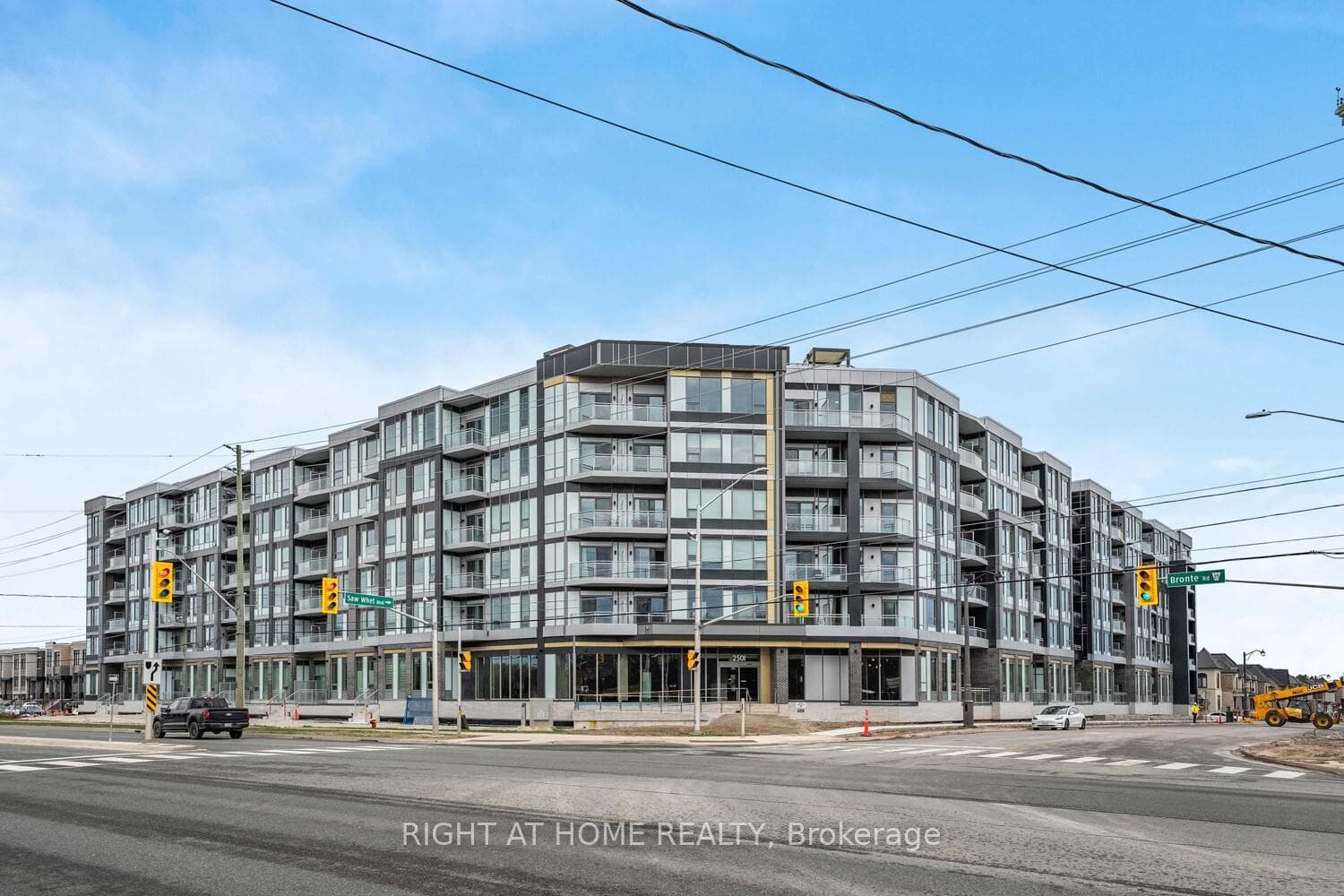 2501 Saw Whet Boulevard Unit 606 photo 1