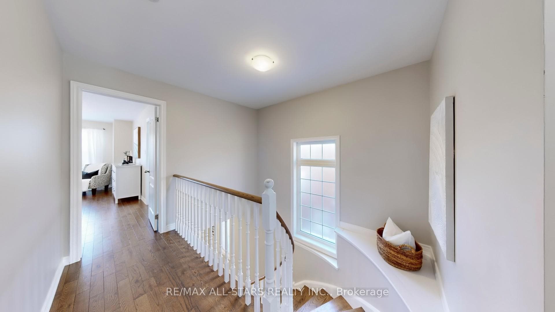 88 Bolton Drive photo 16