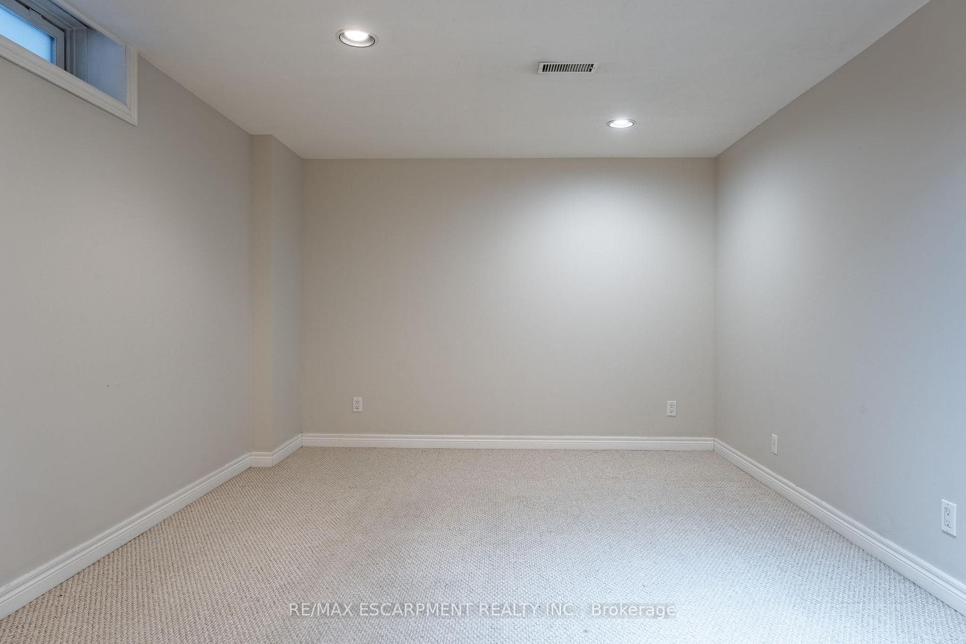 1292 Inglehart Drive photo 31