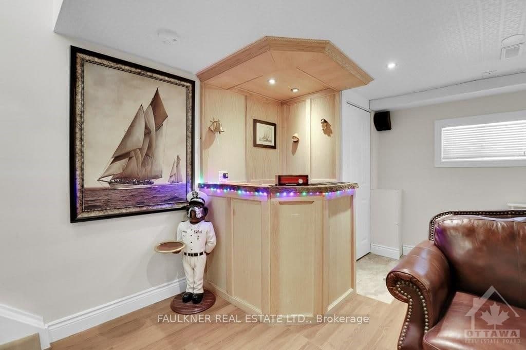 93 HOLMWOOD Avenue photo 25