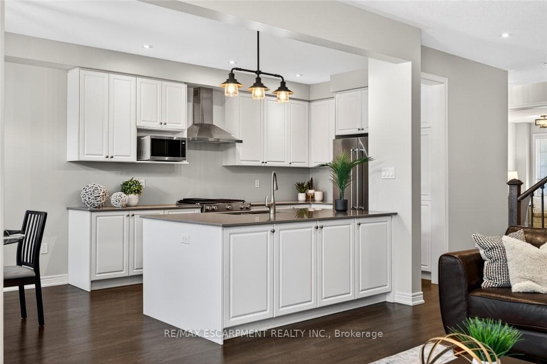 225 Skinner Road photo 10