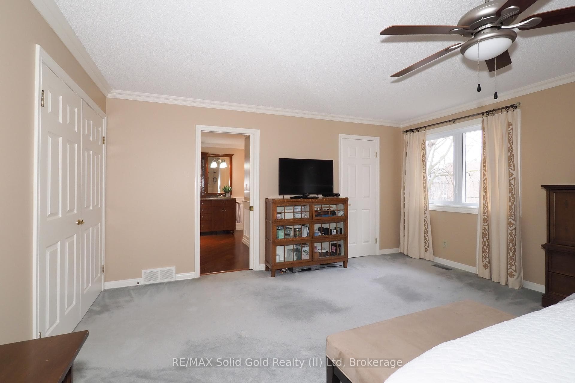 405 Glasgow Street Unit 6 photo 21