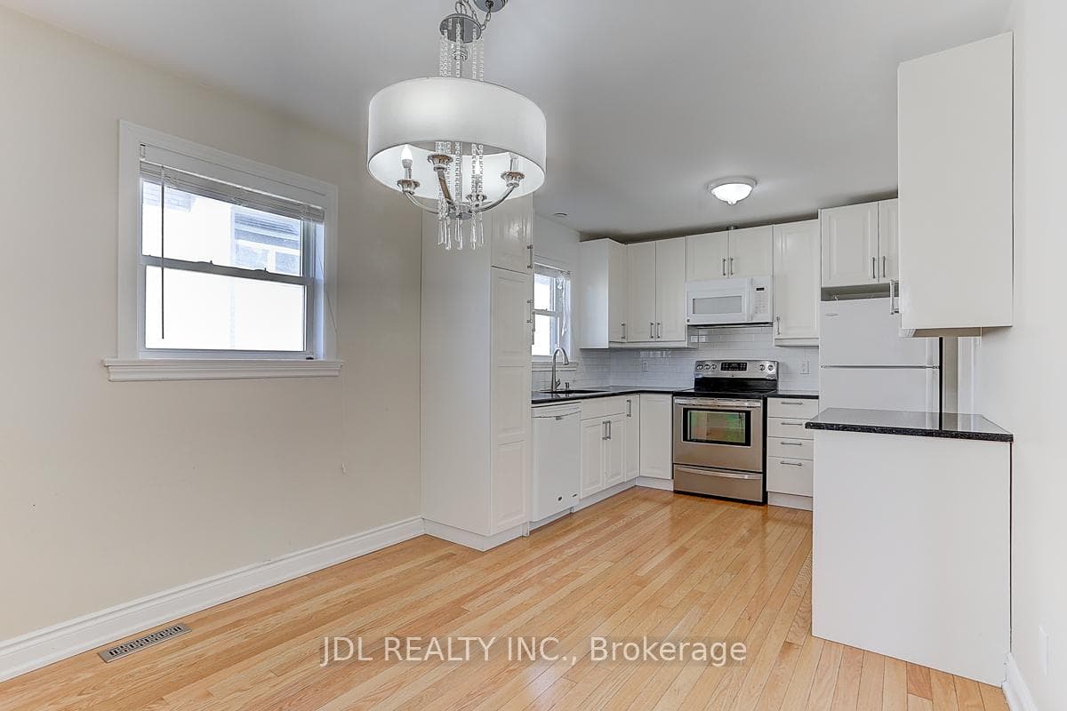 310 Horsham Avenue photo 1