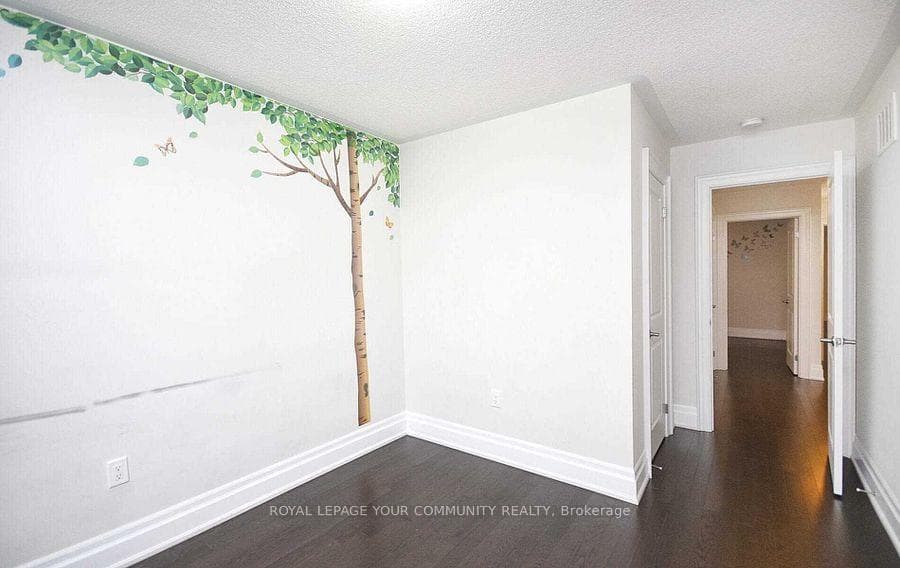 590 Sweetwater Crescent photo 26