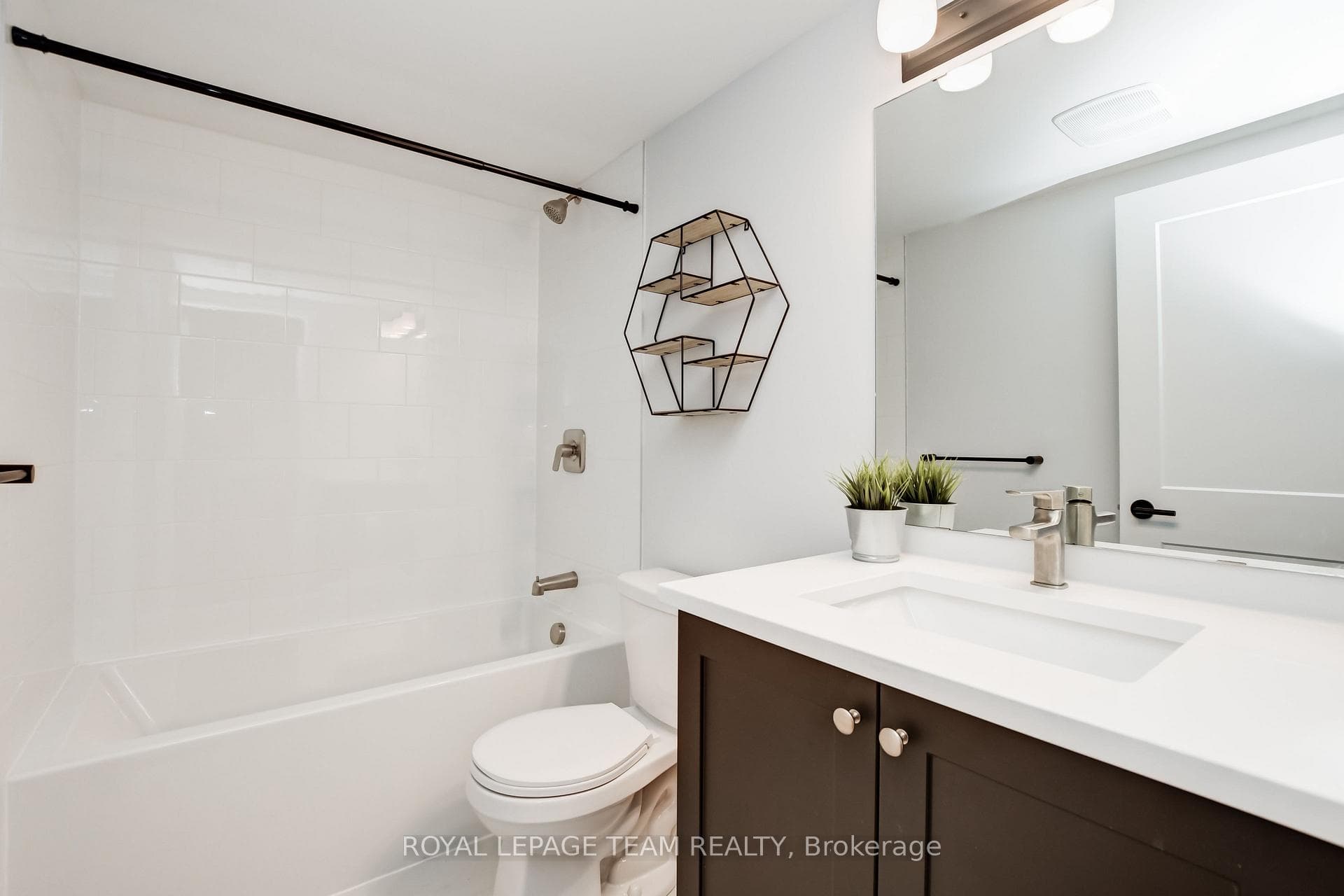 1450 HEMLOCK Road photo 29