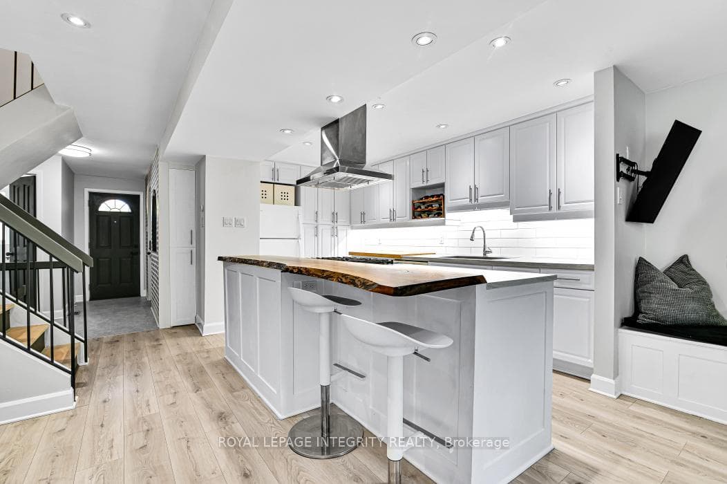 6812 Bilberry Drive Unit 95 photo 6