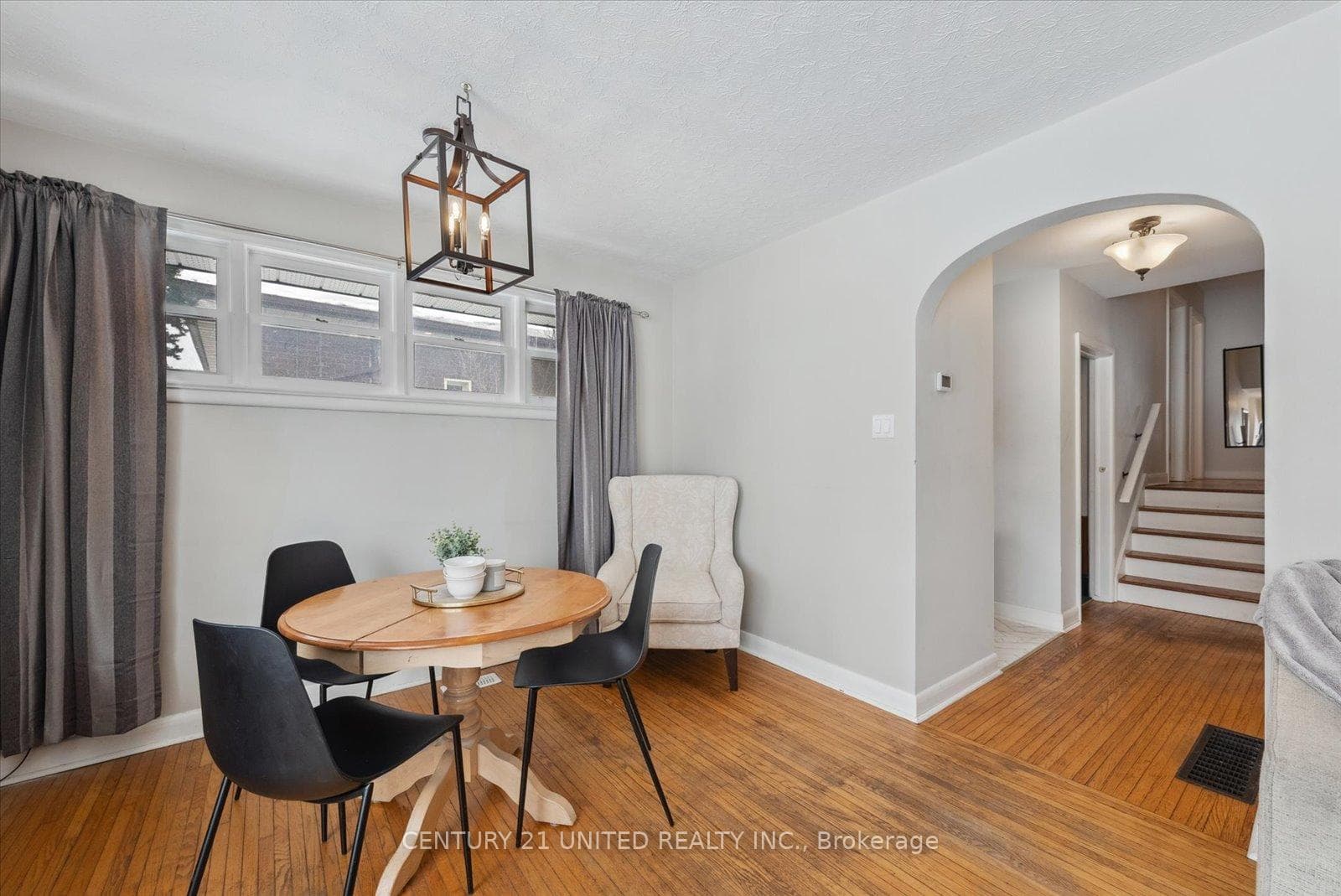 1135 Algonquin Boulevard photo 13