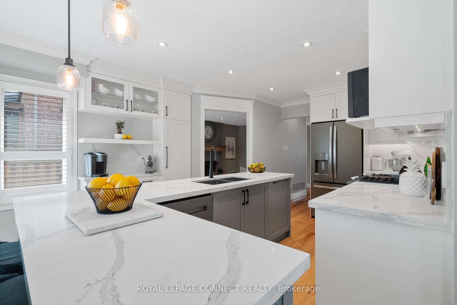 30 Chiswick Crescent photo 12