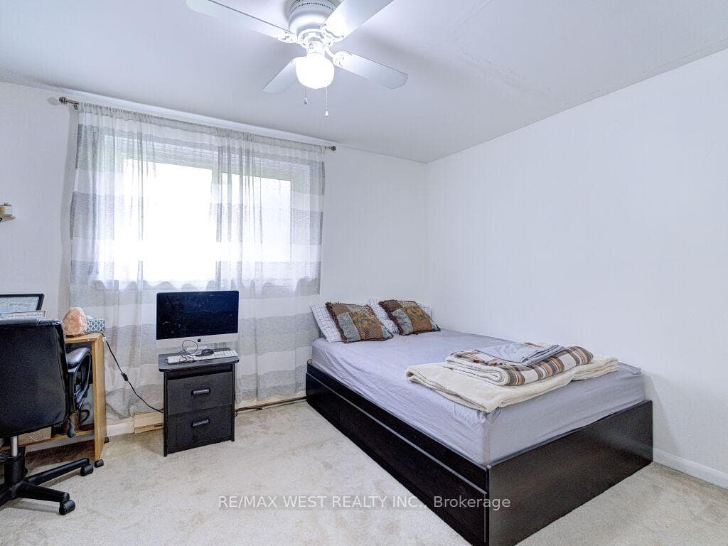 83 Irwin Road Unit 22 photo 15