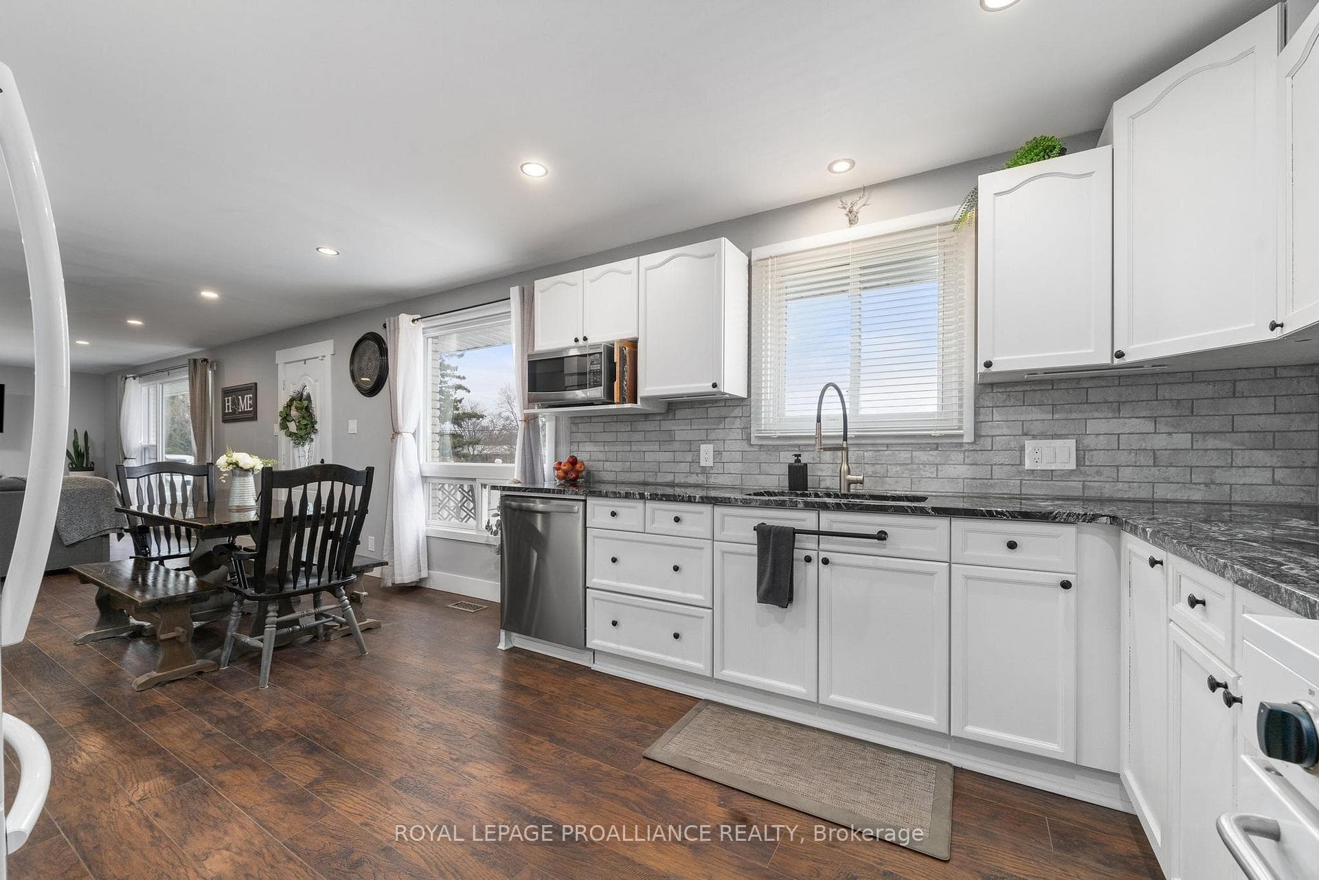 745 LITTLE CREEK Road photo 14