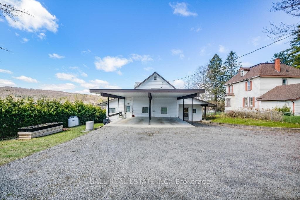 7 Cleak Avenue photo 6