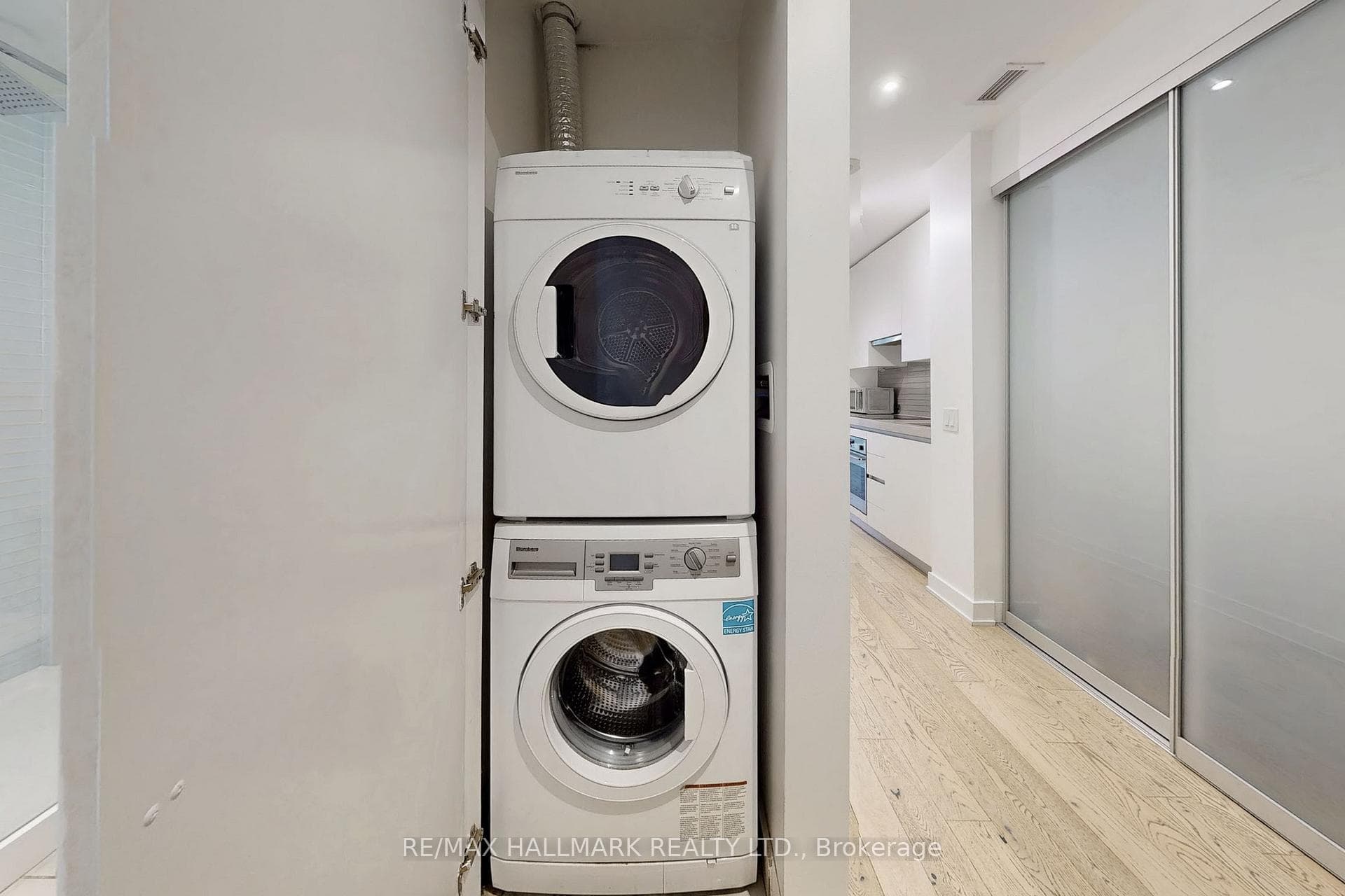 629 King Street Unit 636 photo 31
