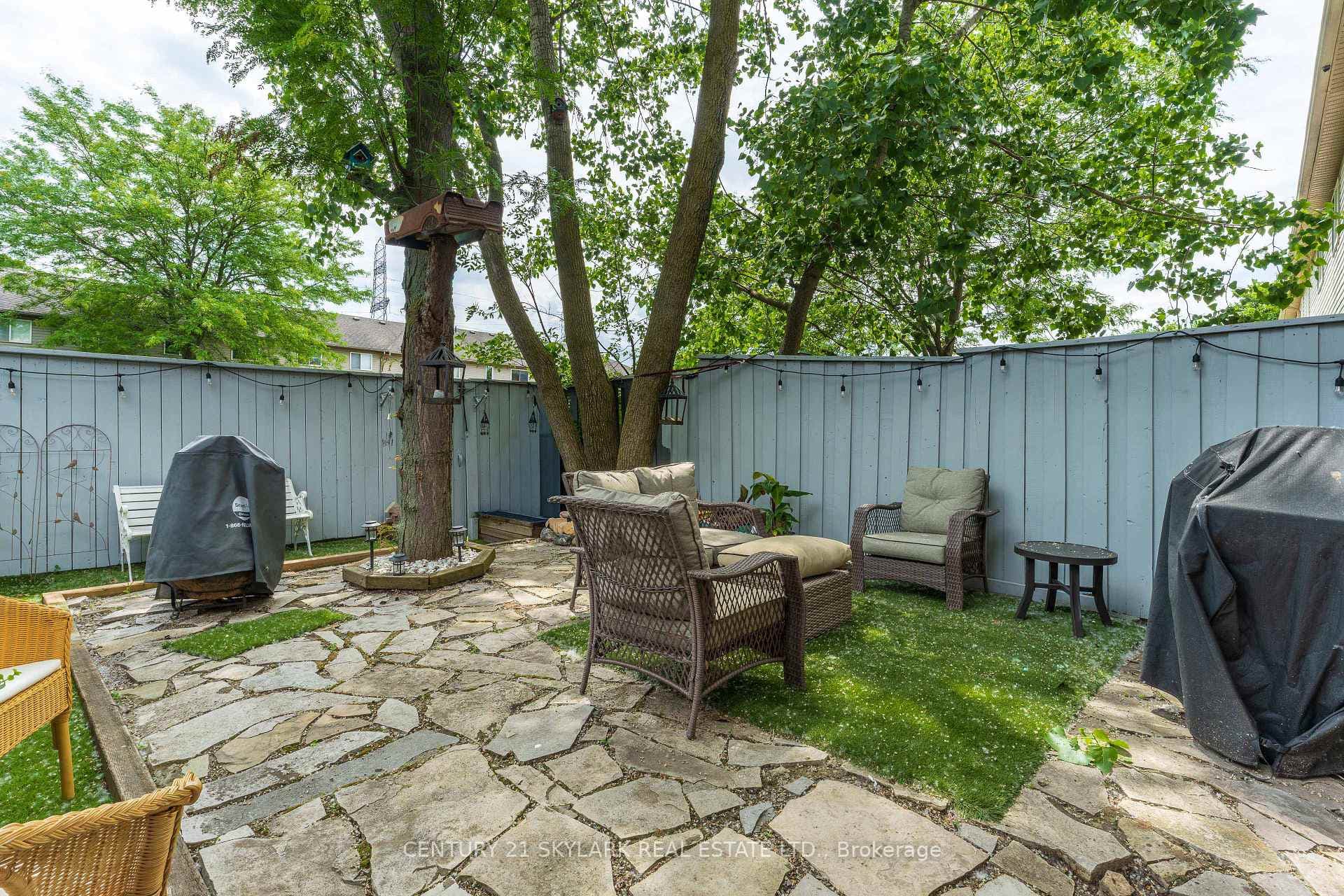 10 Cadham Boulevard Unit 18 photo 38