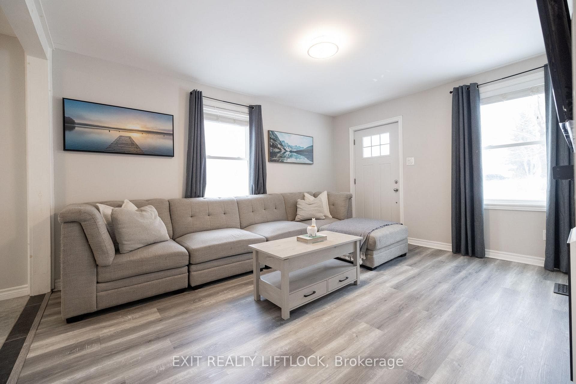 319 Gill Street photo 3