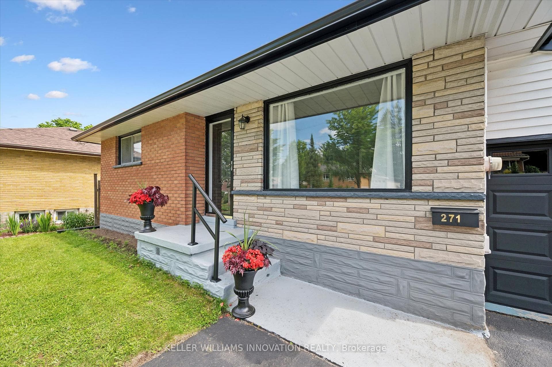 271 Mausser Avenue photo 7