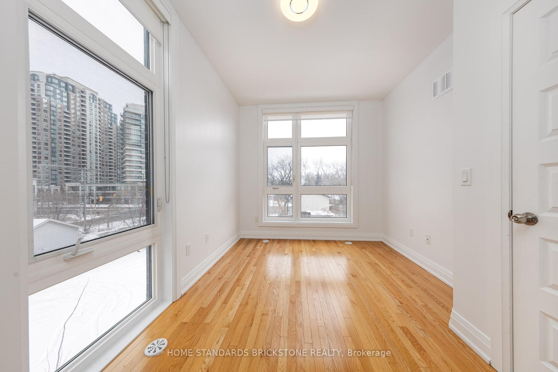 11 Eldora Avenue Unit 10 photo 23