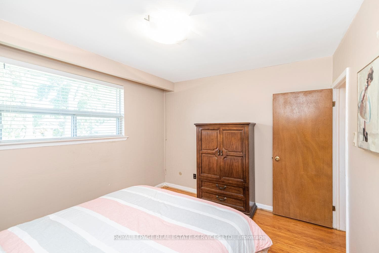48 Faversham Crescent photo 23