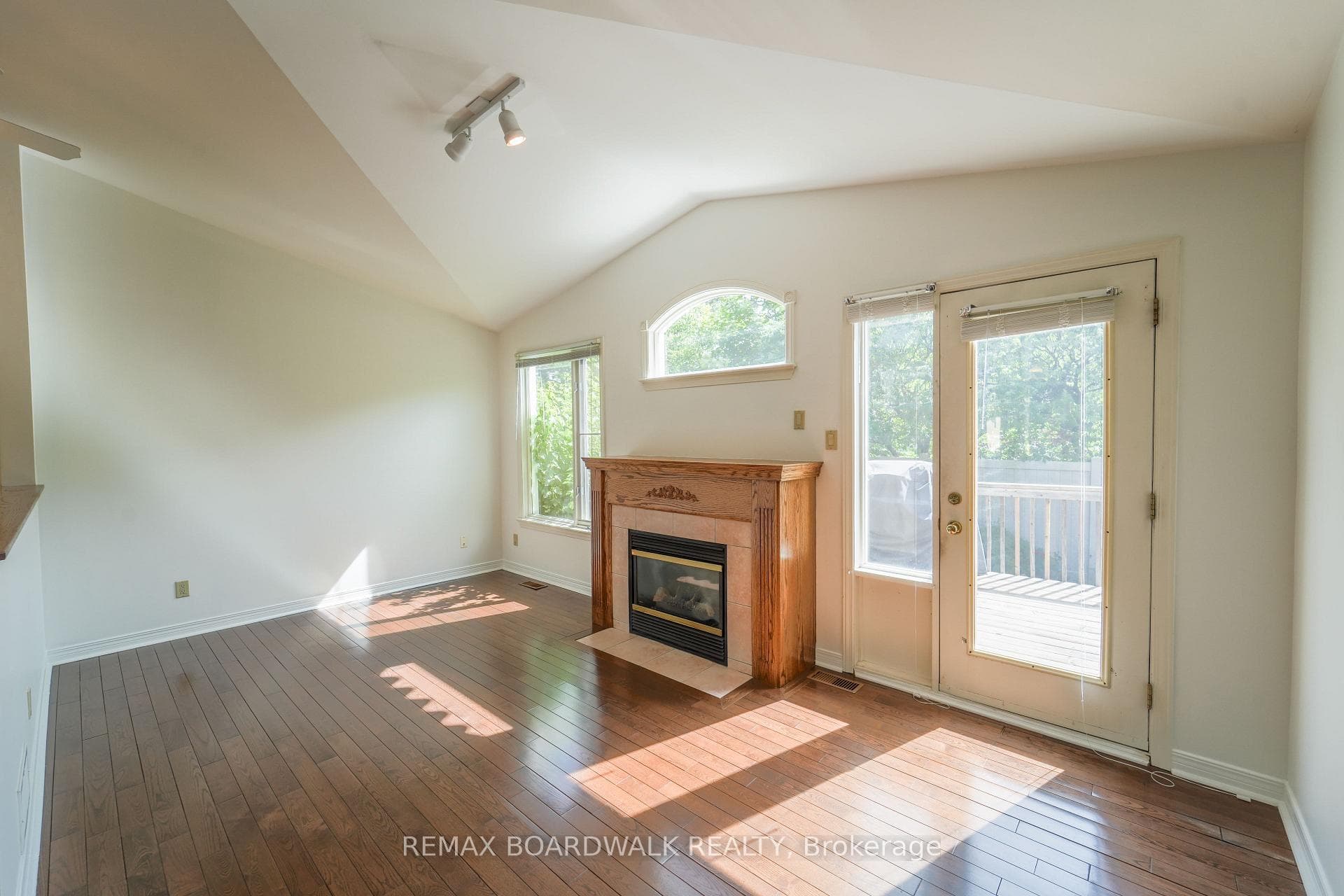 3 Coulson Court photo 14