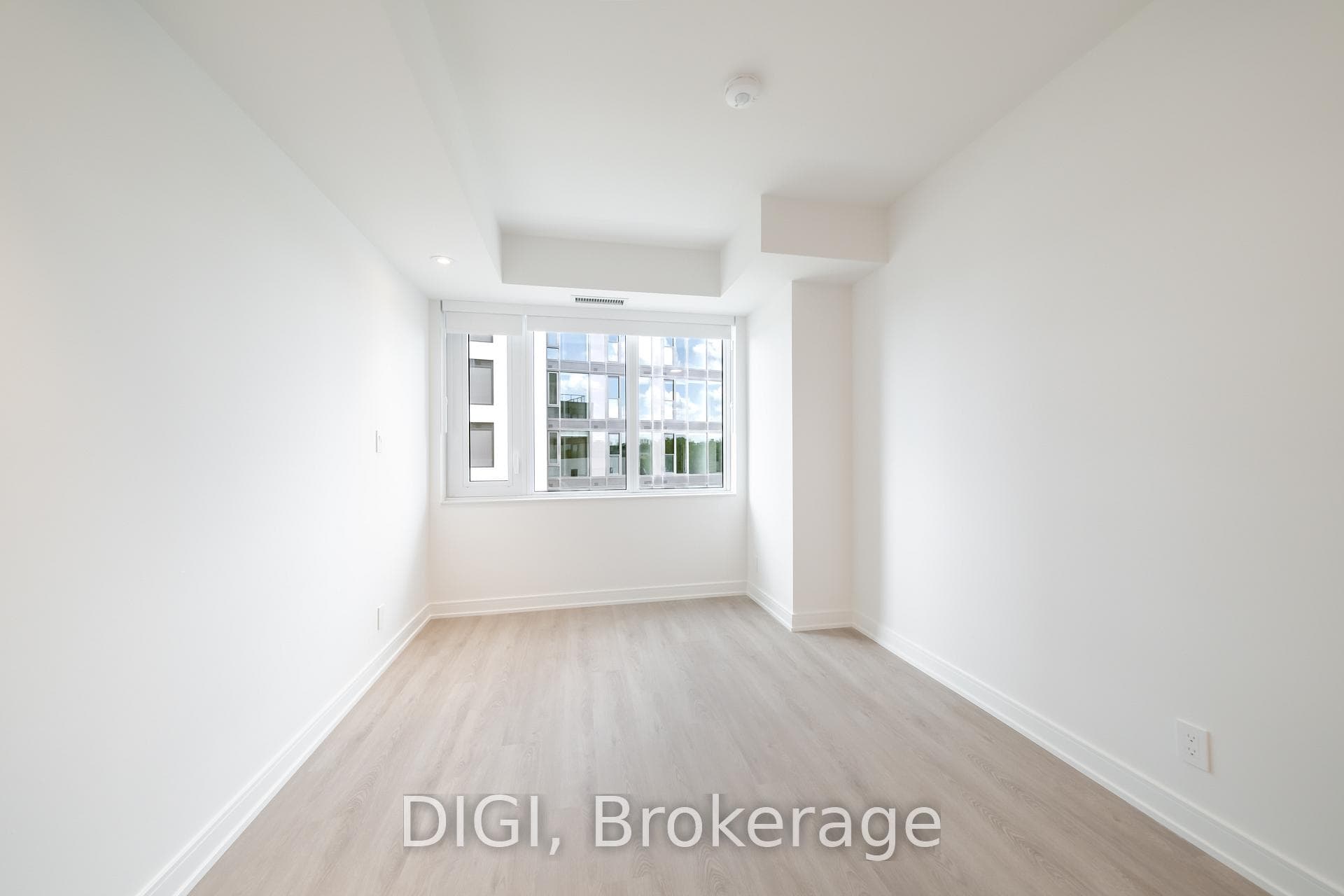 485 Perth Avenue Unit E613 photo 18