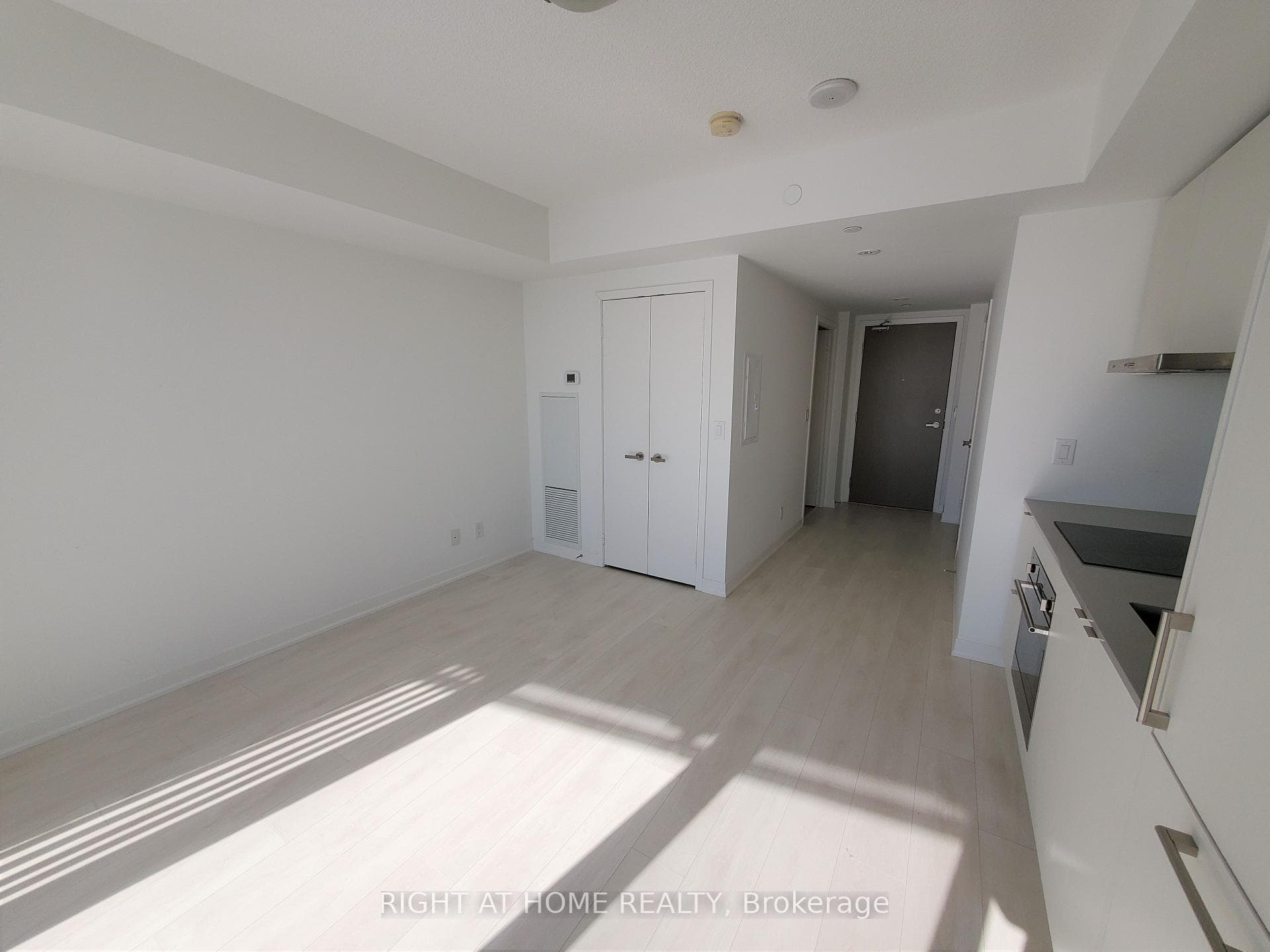 100 Harbour Street Unit 5408 photo 5