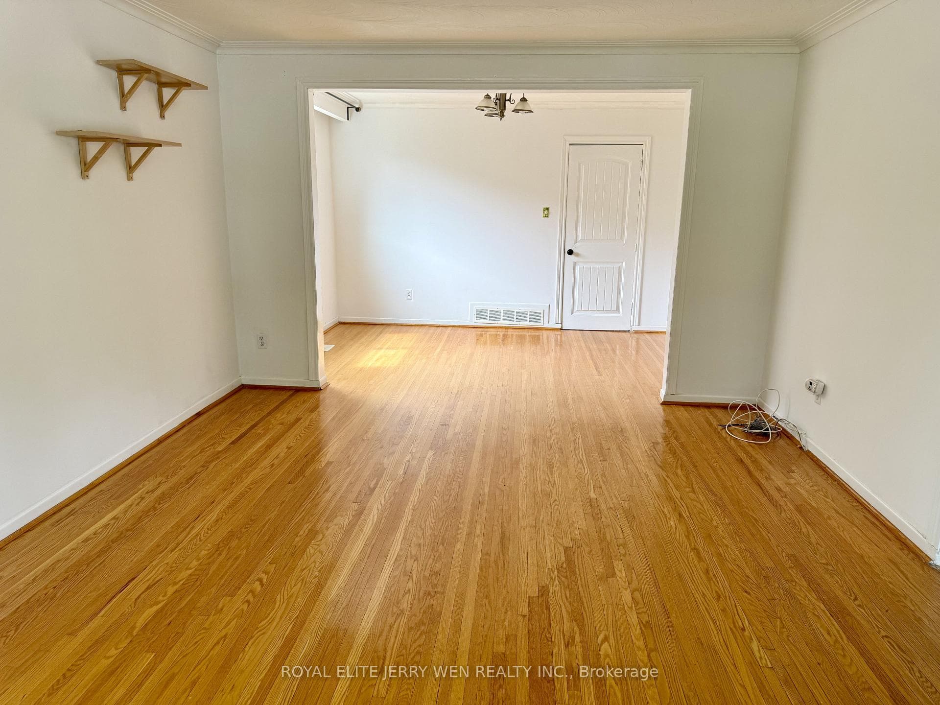 156 Mcnicoll Avenue Unit upper photo 5